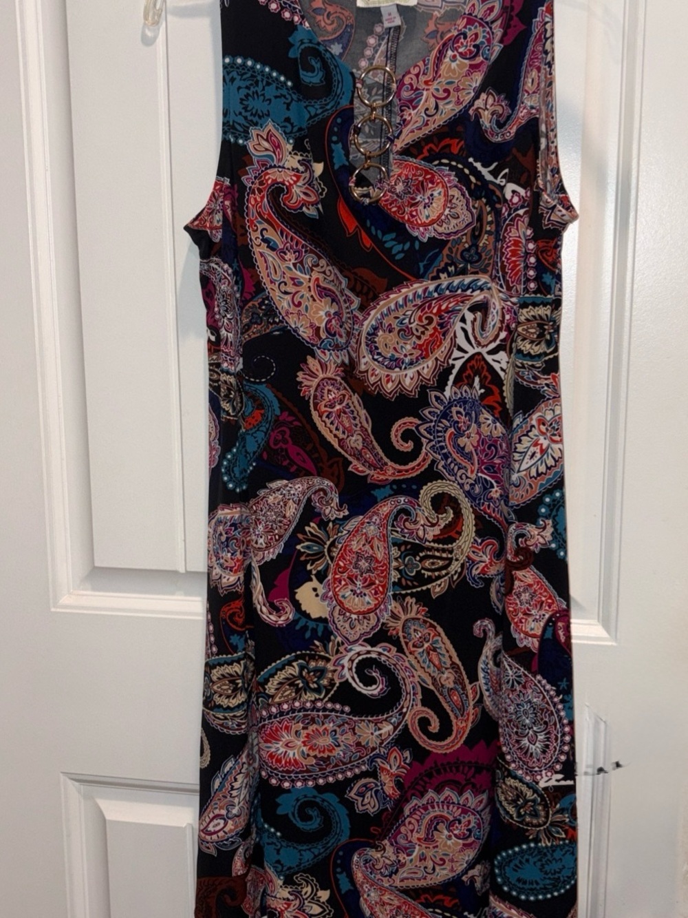 Paisley Print Sleeveless Midi Dress in Multi